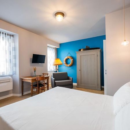 Regina Boutique Suites Terst Exteriér fotografie