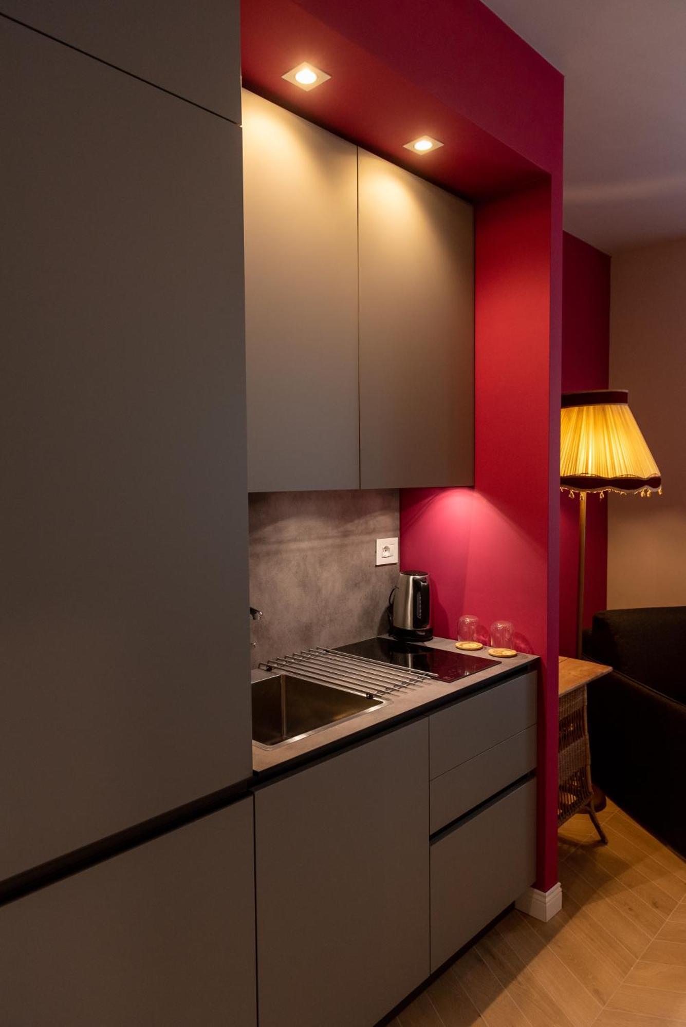 Regina Boutique Suites Terst Exteriér fotografie