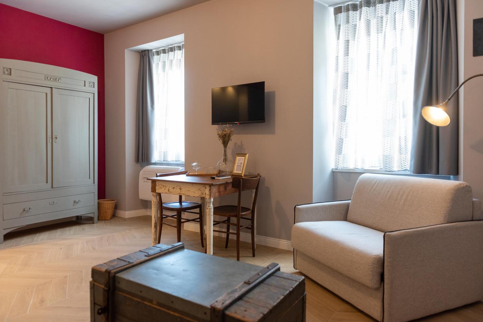 Regina Boutique Suites Terst Exteriér fotografie