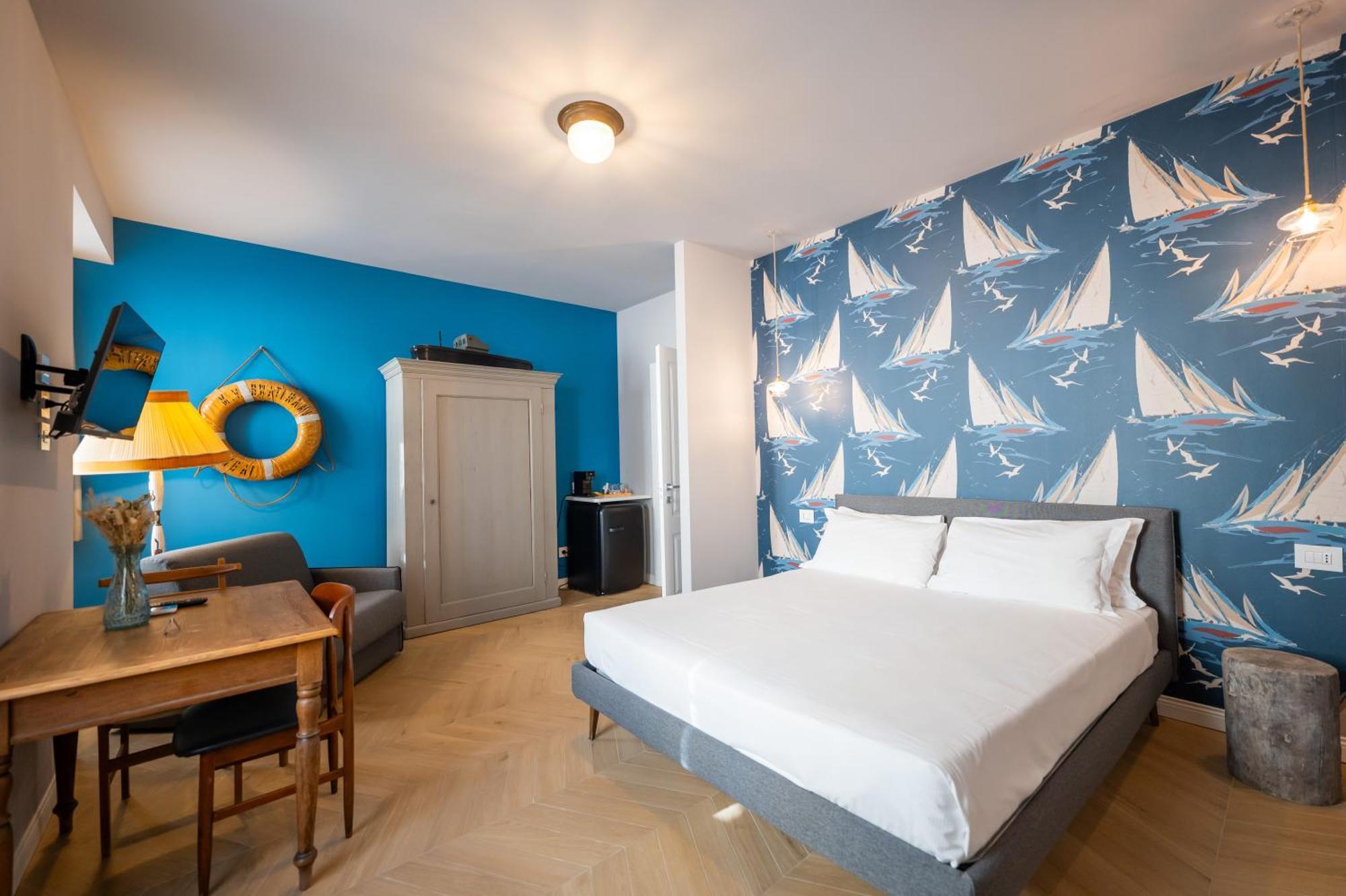 Regina Boutique Suites Terst Exteriér fotografie
