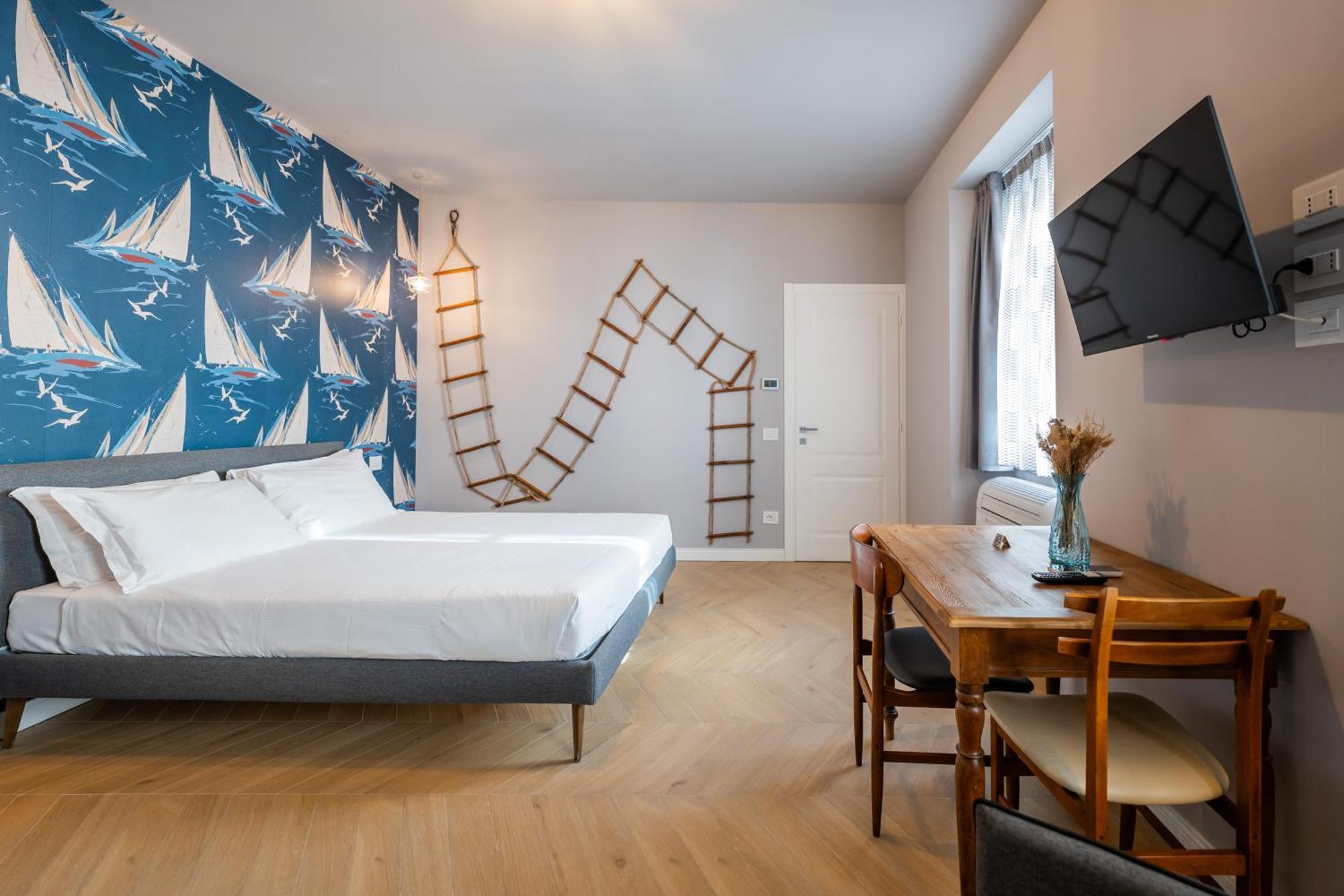 Regina Boutique Suites Terst Exteriér fotografie