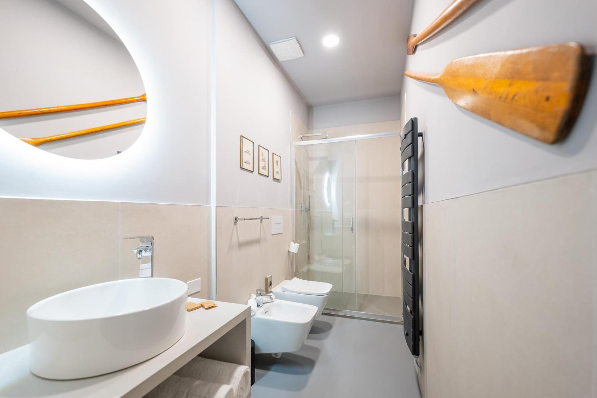 Regina Boutique Suites Terst Exteriér fotografie